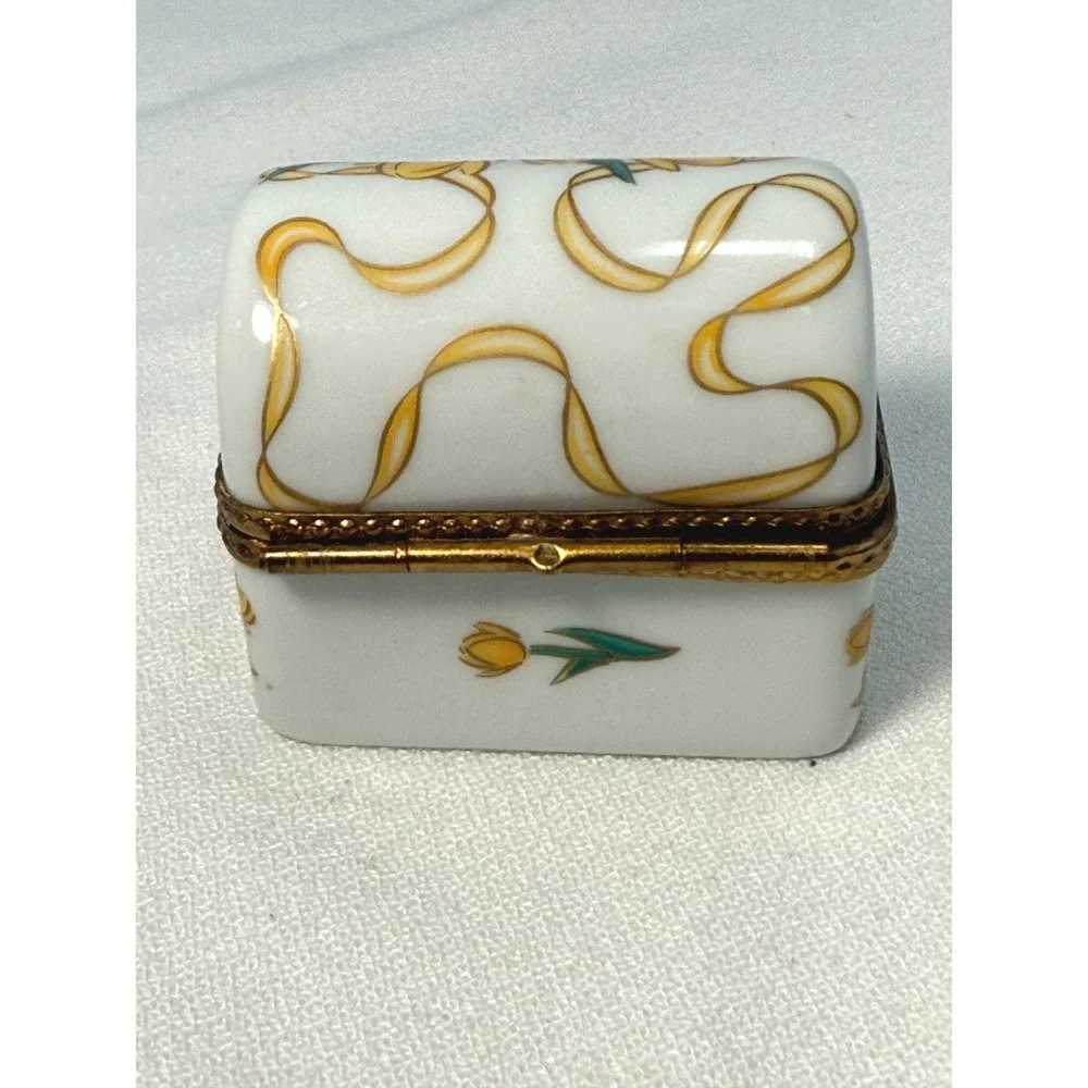 RARE, Limoges Trinket Box Special Edition for Giorgio Beverly Hills #888 /1,050